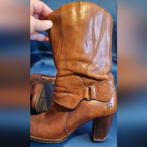 Born brown leather midrise boots.